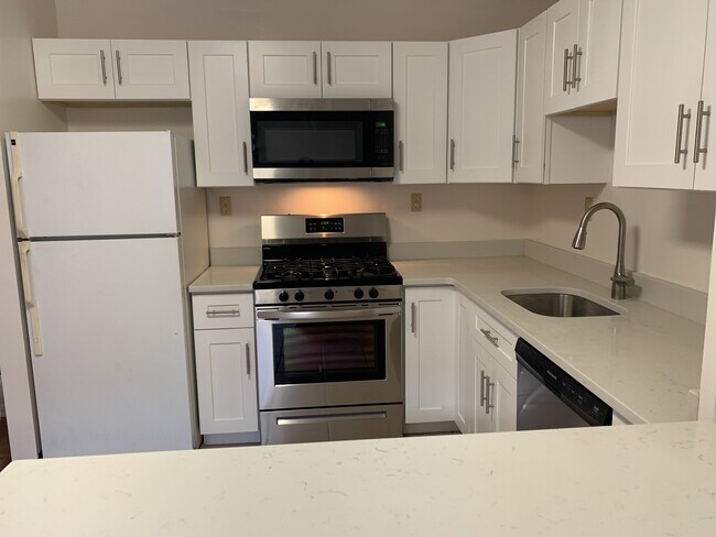 Foto del edificio - 1748 Jancey St
