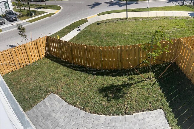 Foto del edificio - 1455 SE 6th Ter