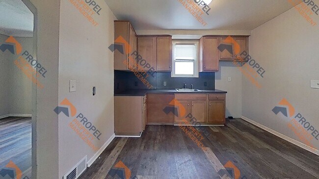 Building Photo - 8073 Paige Ave