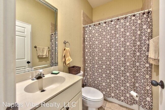 Foto del edificio - 3 br, 3 bath House - 3748 KENT DRIVE