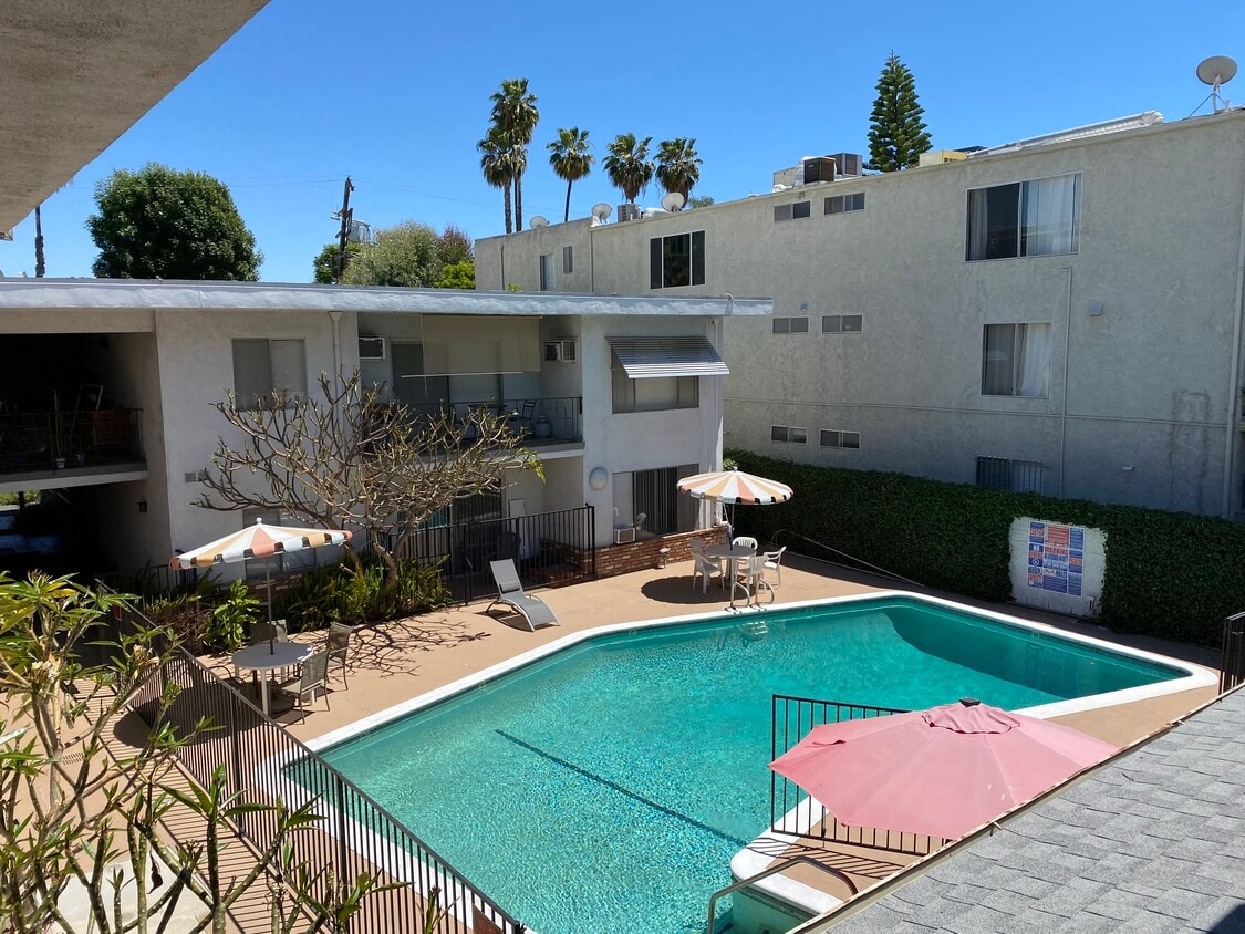 4321 Colfax Ave Unit 6, Studio City, CA 91604 Apartments in Studio