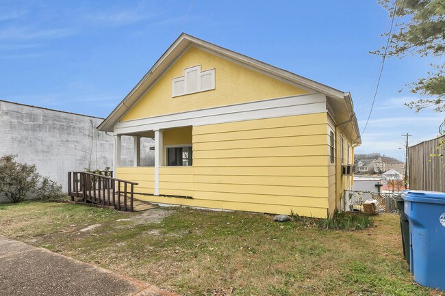 Foto del edificio - 512 W Bell Ave