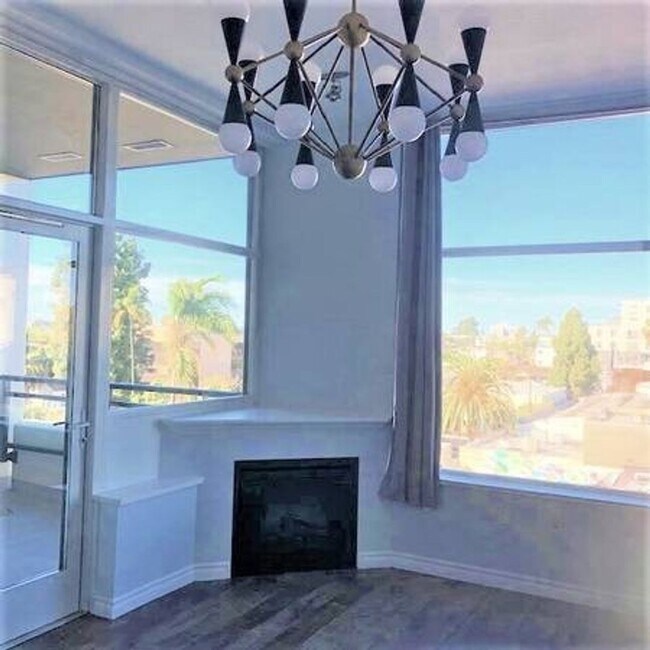 Foto del edificio - Bankers Hill Upgraded  One bedroom with Ci...