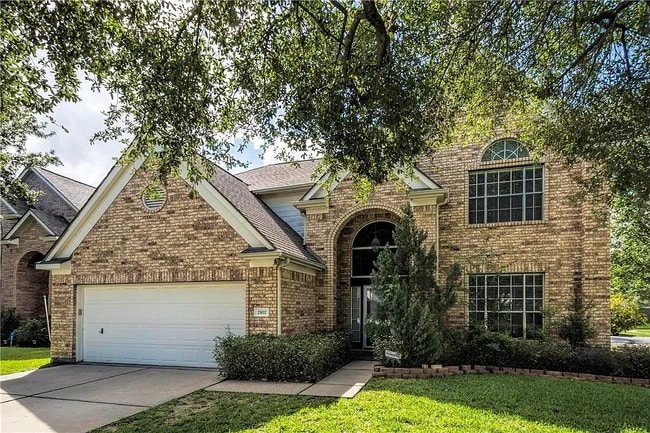Building Photo - 2902 Sunbird Dr