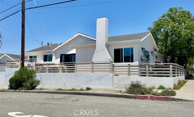 Building Photo - 1001 8th Pl