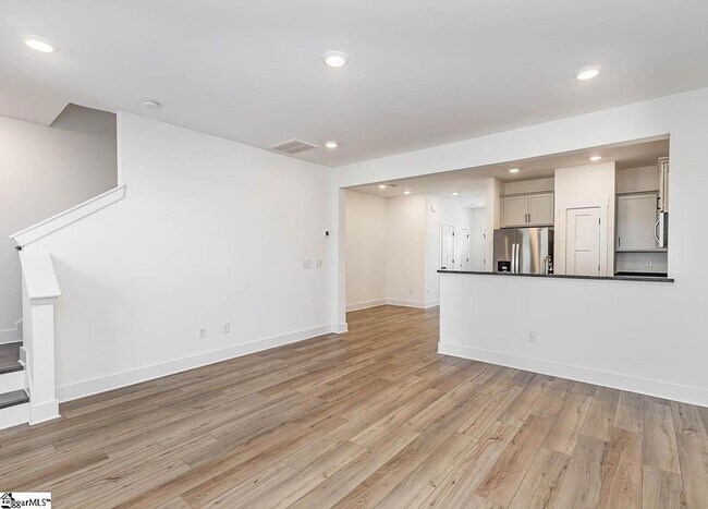 Foto del edificio - 110 Creekhill St