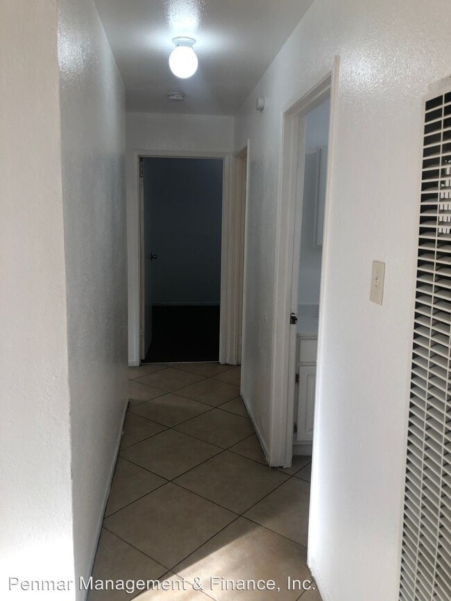 Building Photo - 520 W Compton Blvd