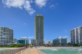 Building Photo - 16699 Collins Ave