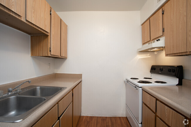 1BR, 1BA - 510SF - The Quails Apartments