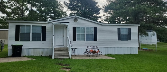 Building Photo - 2709 Old Hickory Ln