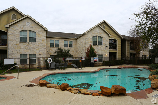 Piscina - Saddle Creek