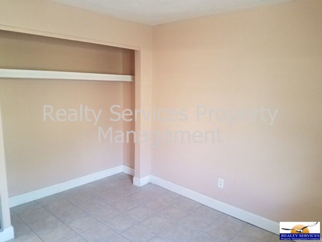 Foto del edificio - 4923 Howard St