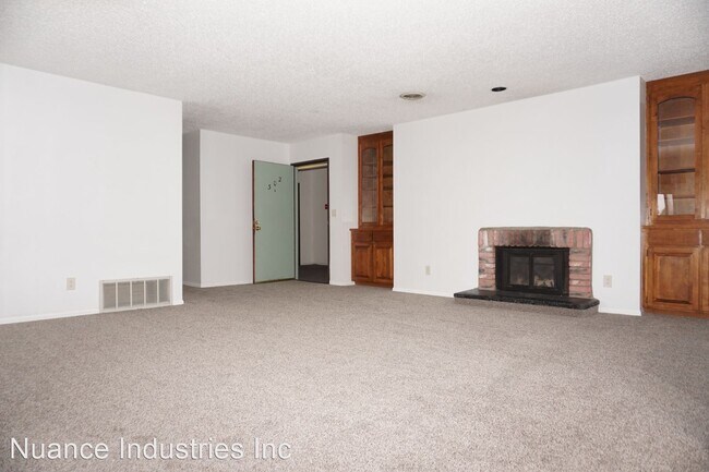 Foto del edificio - 3 br, 2 bath House - 6520 Delmonico Drive ...