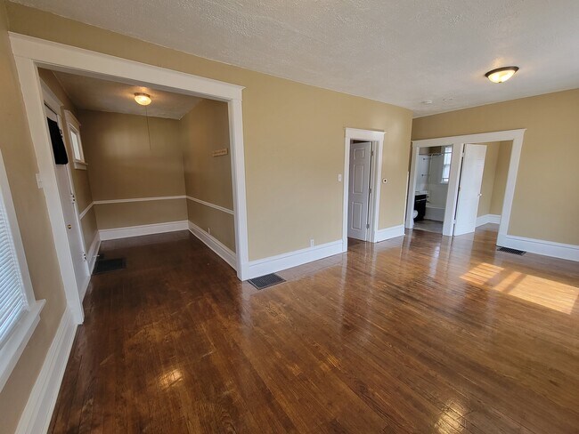 Foto del edificio - 2321 1st Ave SE