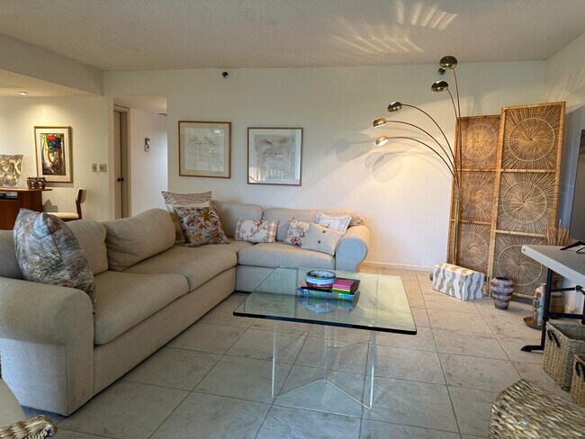 Foto del edificio - 4600 S Ocean Blvd