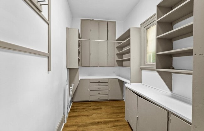 Building Photo - 620 Falls Rd