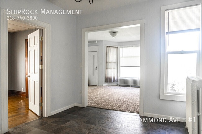 Building Photo - 1705 Hammond Ave