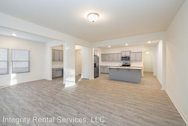Building Photo - 3 br, 2.5 bath House - 113 Gaelic Drive