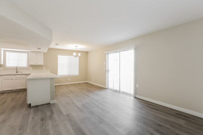 Foto del edificio - 9524 Amber Valley Ln