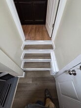 Building Photo - 1030 E 6th Ave