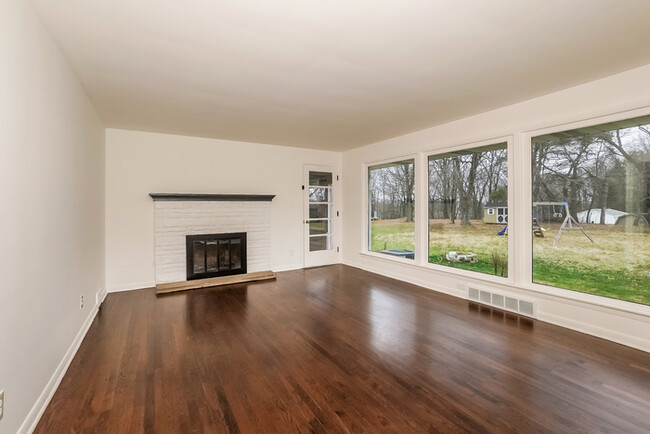 Foto del edificio - 2674 Algonquin Dr