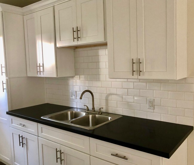 Foto del edificio - Shamrock Apartments