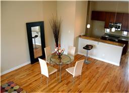 Foto del edificio - 1525 Birdsall St