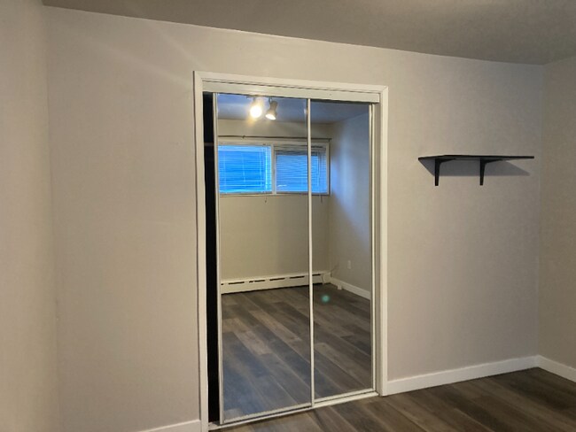 Foto del edificio - 4742 22nd Ave NE
