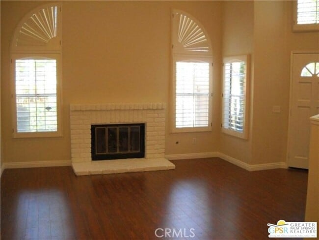 Building Photo - 77 Abrazo Aisle Unit 123