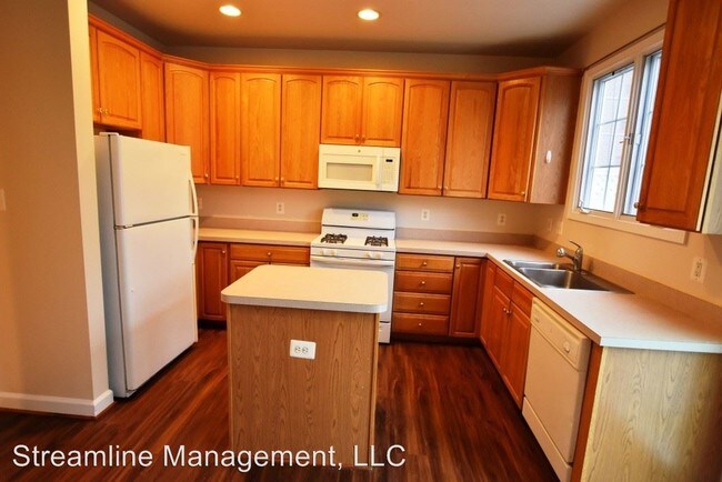 Building Photo - 3 br, 3.5 bath House - 8712 Ramsey Ave.