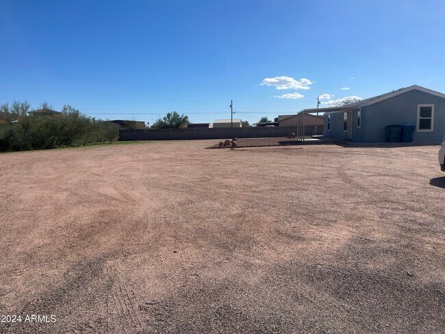 Foto del edificio - 3045 Junction St