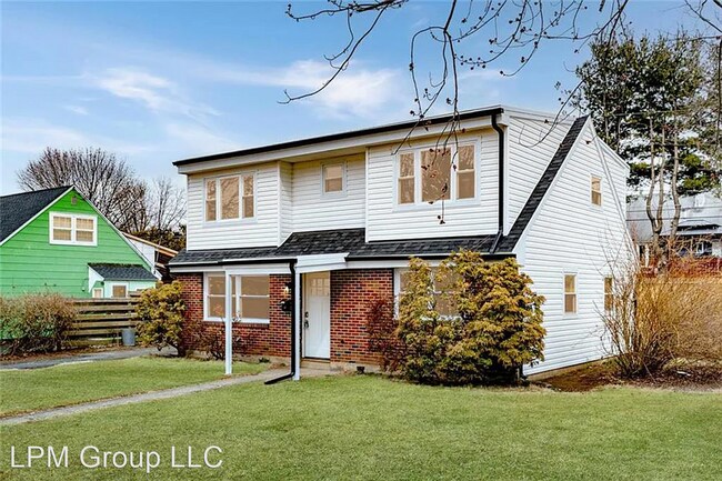 Foto del edificio - 5 br, 3 bath House - 1228 W Rosemont Drive