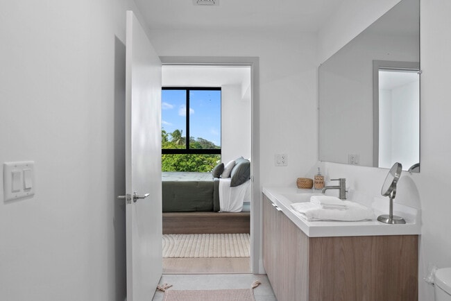 Foto del edificio - 1255 NW 126th St