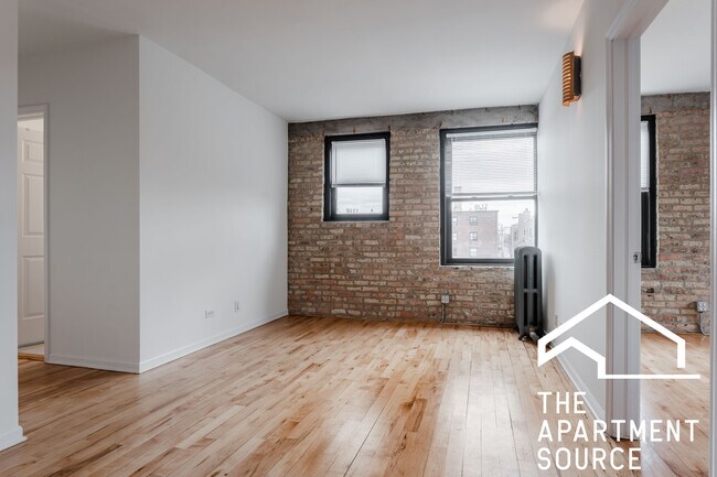 Building Photo - 4630 N Beacon St