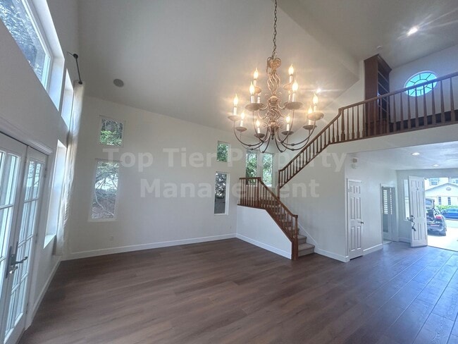 Foto del edificio - ***Gorgeous 4 bed / 3 bath / 2,585 sqft House in Calavera Hills - Available 07/01***