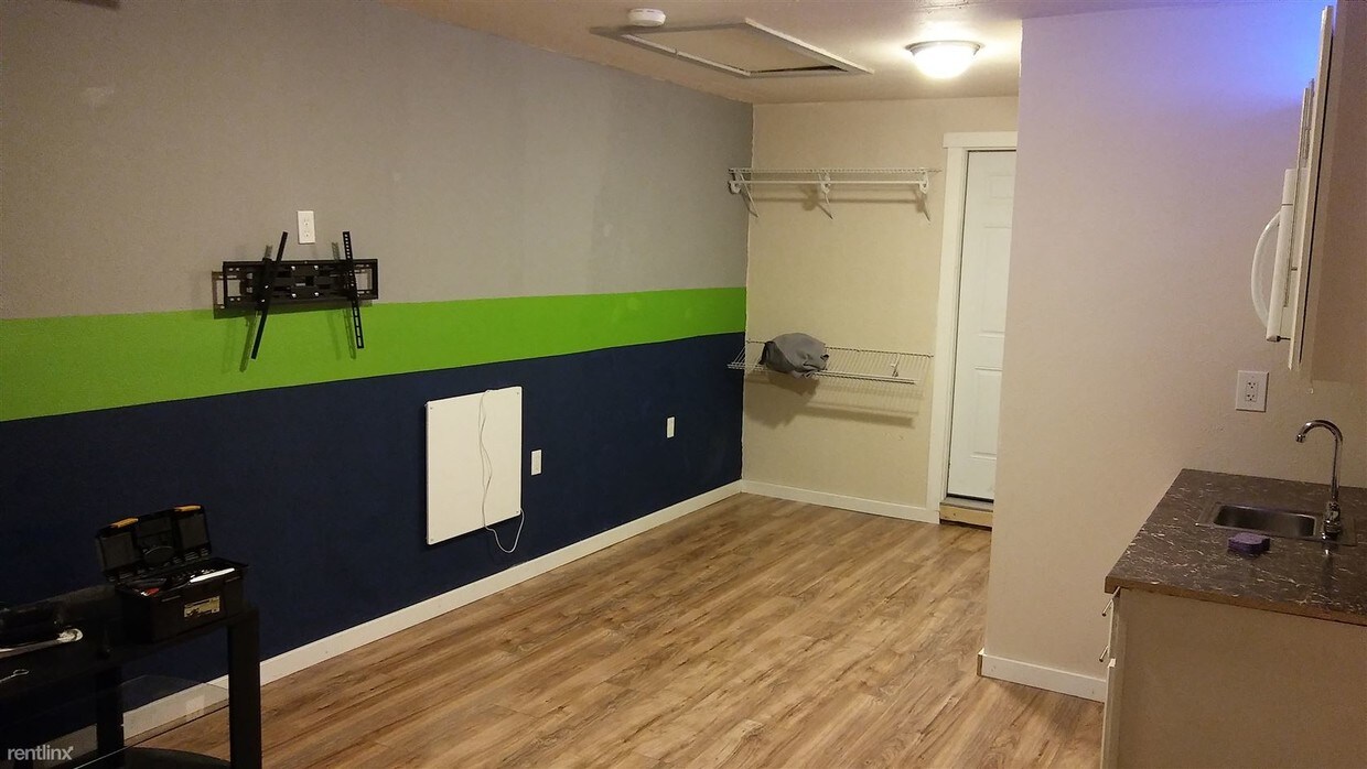 Foto del edificio - 3516 6th Ave NW