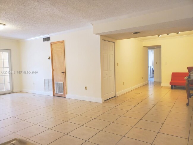 Building Photo - 250 NW 107th Ave