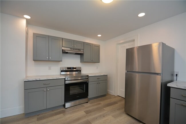 Building Photo - 34 Terrace Park