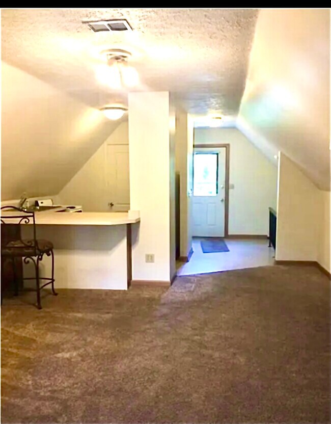 Barra de desayuno - 276 Merriman Rd