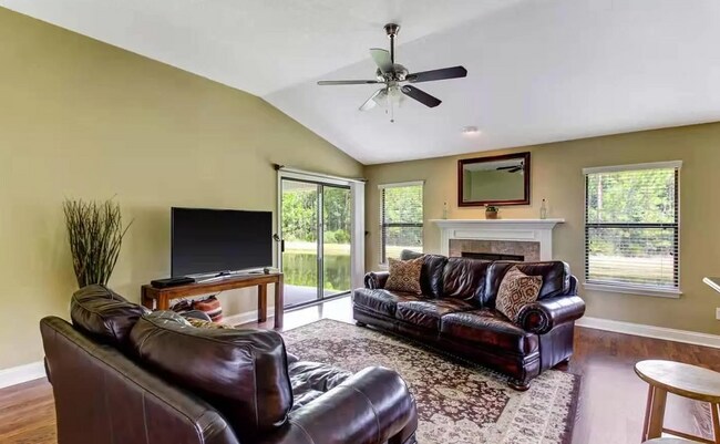 Building Photo - 5413 Bristol Bay Ln N