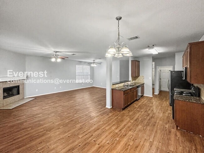 Foto del edificio - 188 Oxford Dr