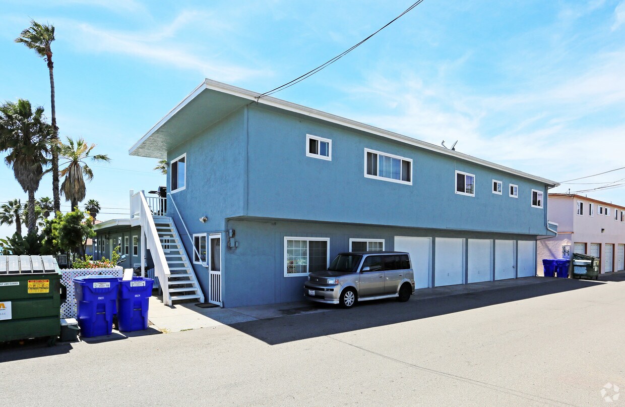 Building Photo - 1032 Tait St