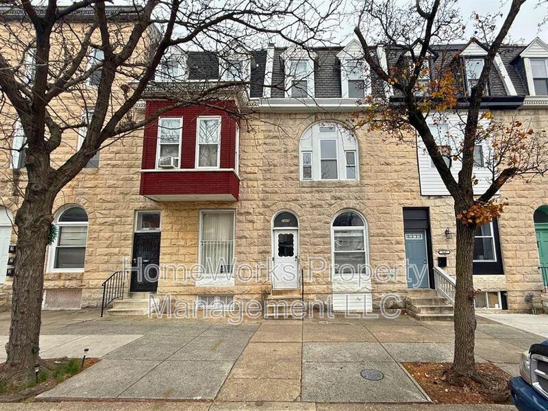 Foto principal - 2449 Barclay St