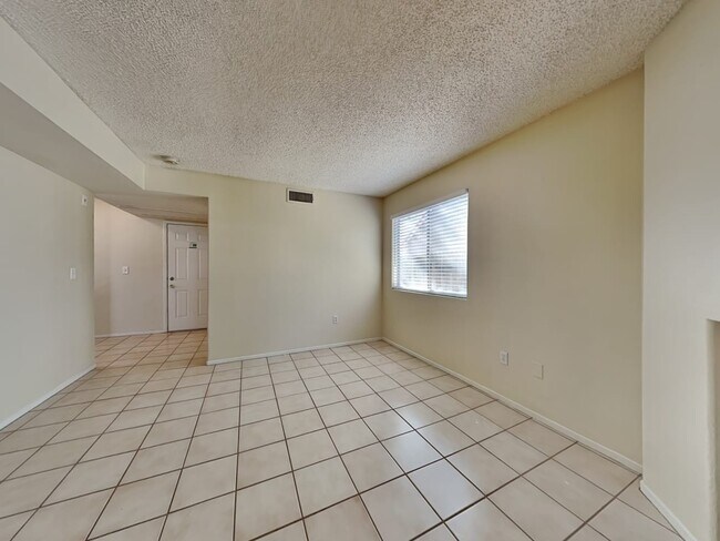 Building Photo - 6948 Atrium Ave