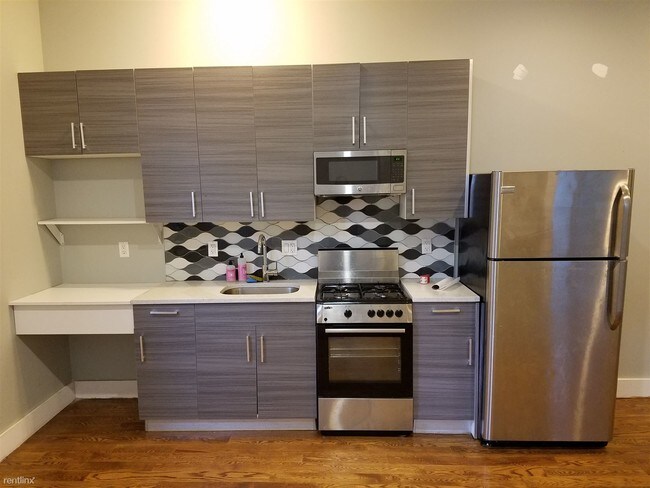 Foto del edificio - 1503 Gates Ave