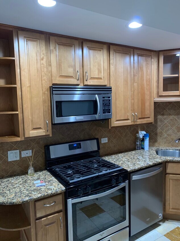 Foto principal - 615 Quincy Bridge Ln