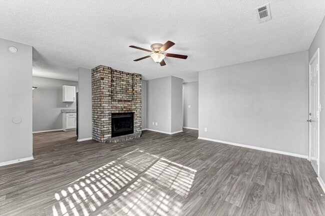 Building Photo - 4518 W Franciscan Trl