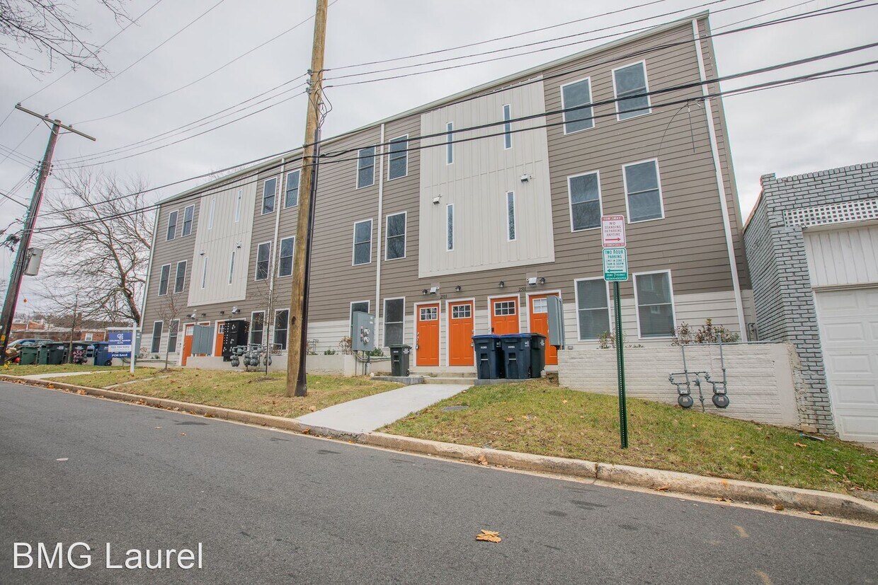 Primary Photo - 3 br, 3 bath House - 2503 Burns St SE