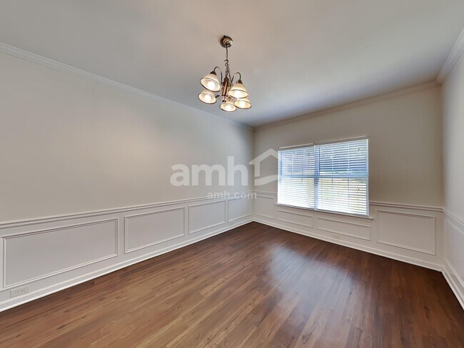 Foto del edificio - 412 Farmwood Way