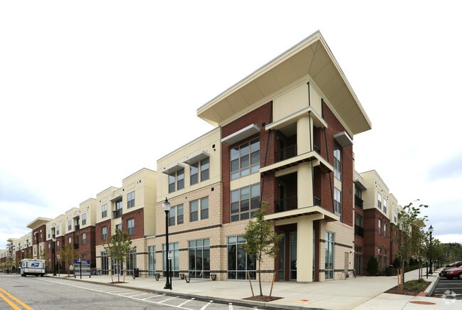 University Station - University Station Apartments